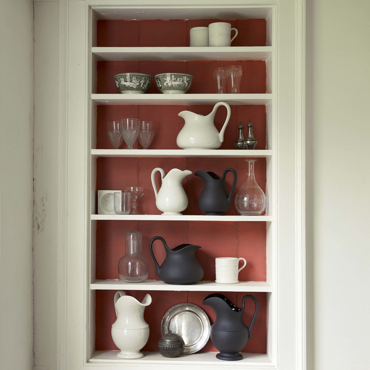 STONEWARE AVIARY PITCHER, FLOUR NO. 2
